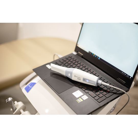 Aluro Dental Equipment Suppliers | Allied Star AS 100 Intraoral Scanner